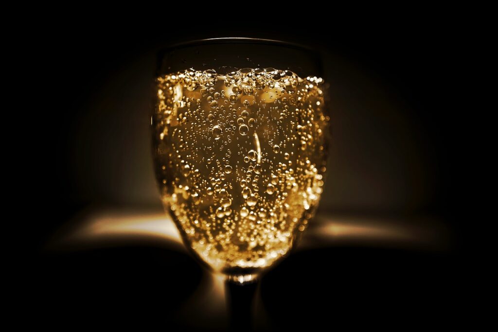 champagne qui fait des bulles